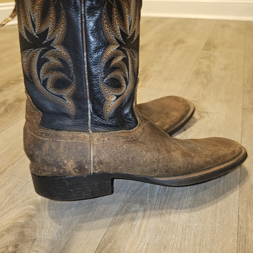 Justin Boots Men's Western Cowboy Boots - Black and Brown